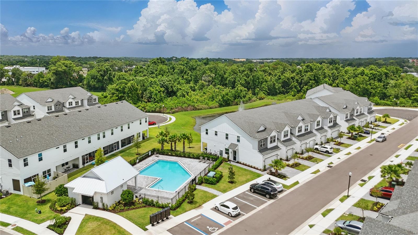 BRENTWOOD LANDING - Residential