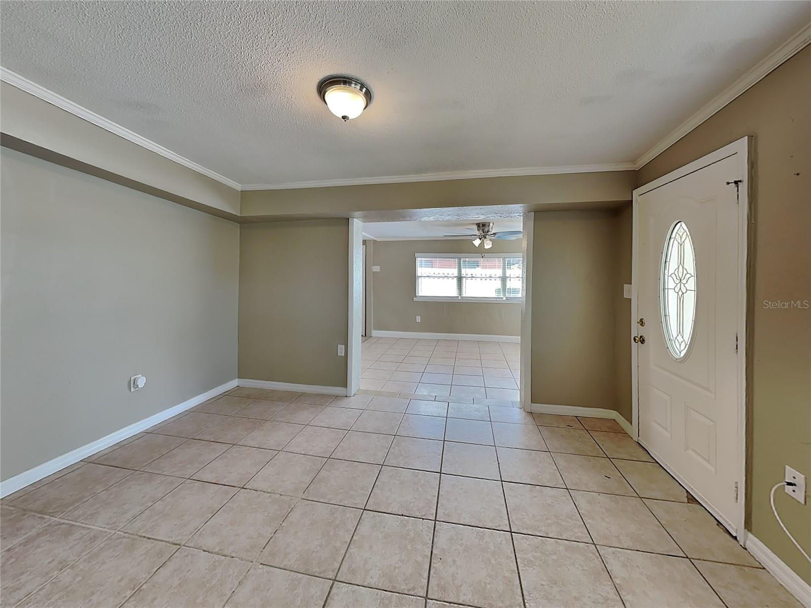 SHADOWLAWN - Residential Lease
