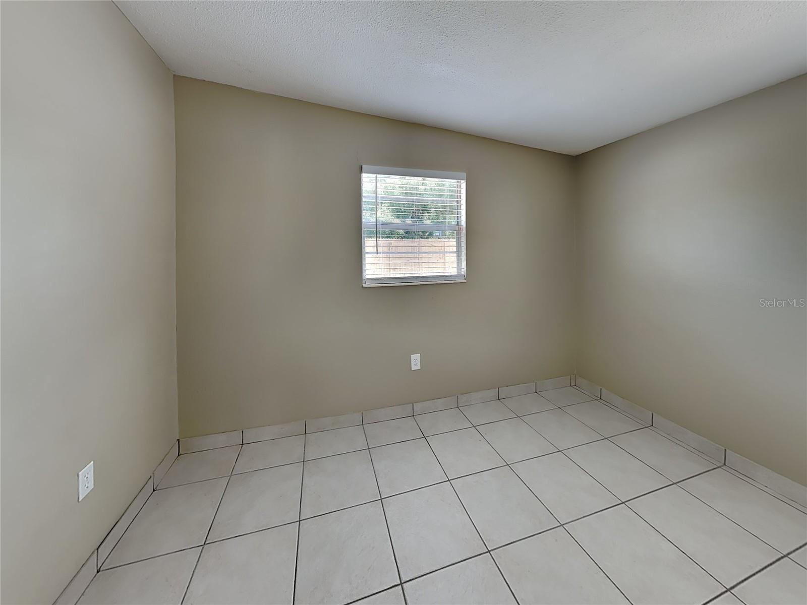 SHADOWLAWN - Residential Lease
