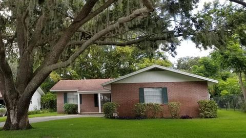 Photo of 530 Mar Nan Mar Pl, Clermont, FL 34711 (MLS # G5090168)