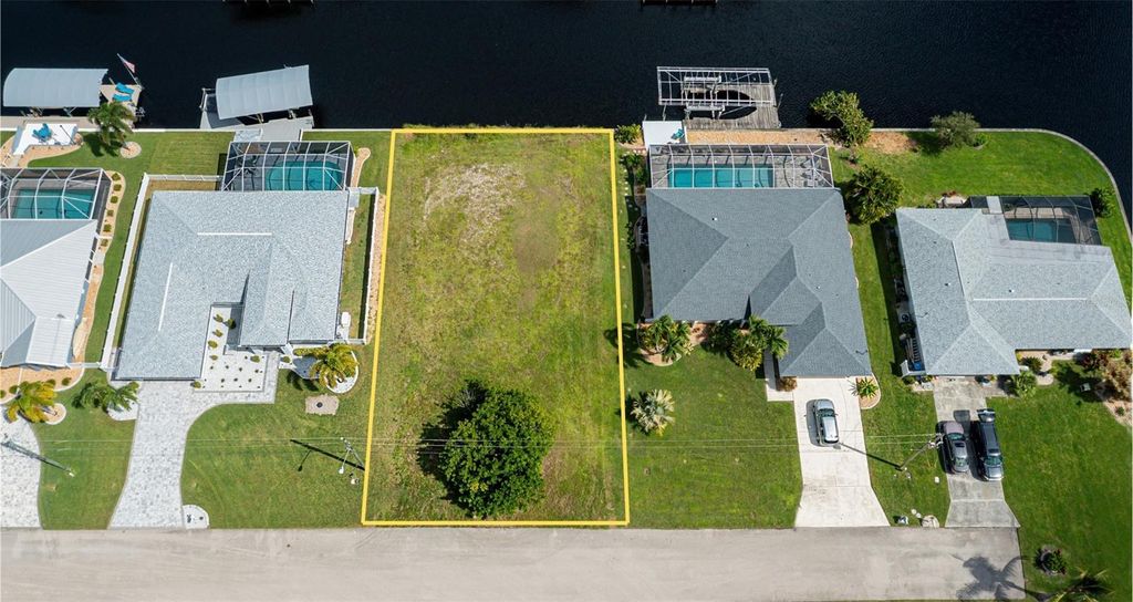 Photo of 3725 SE 13th Avenue, Cape Coral, FL 33904 (MLS # C7516202)