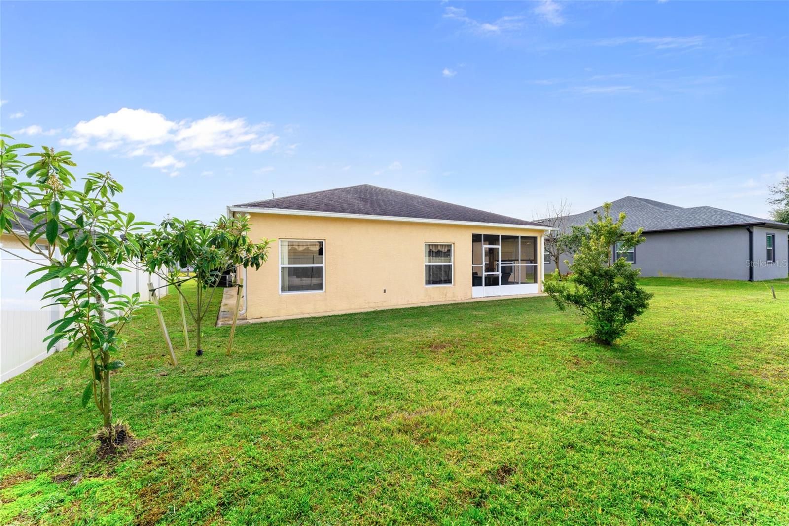 04 FAIRWAYS - Residential