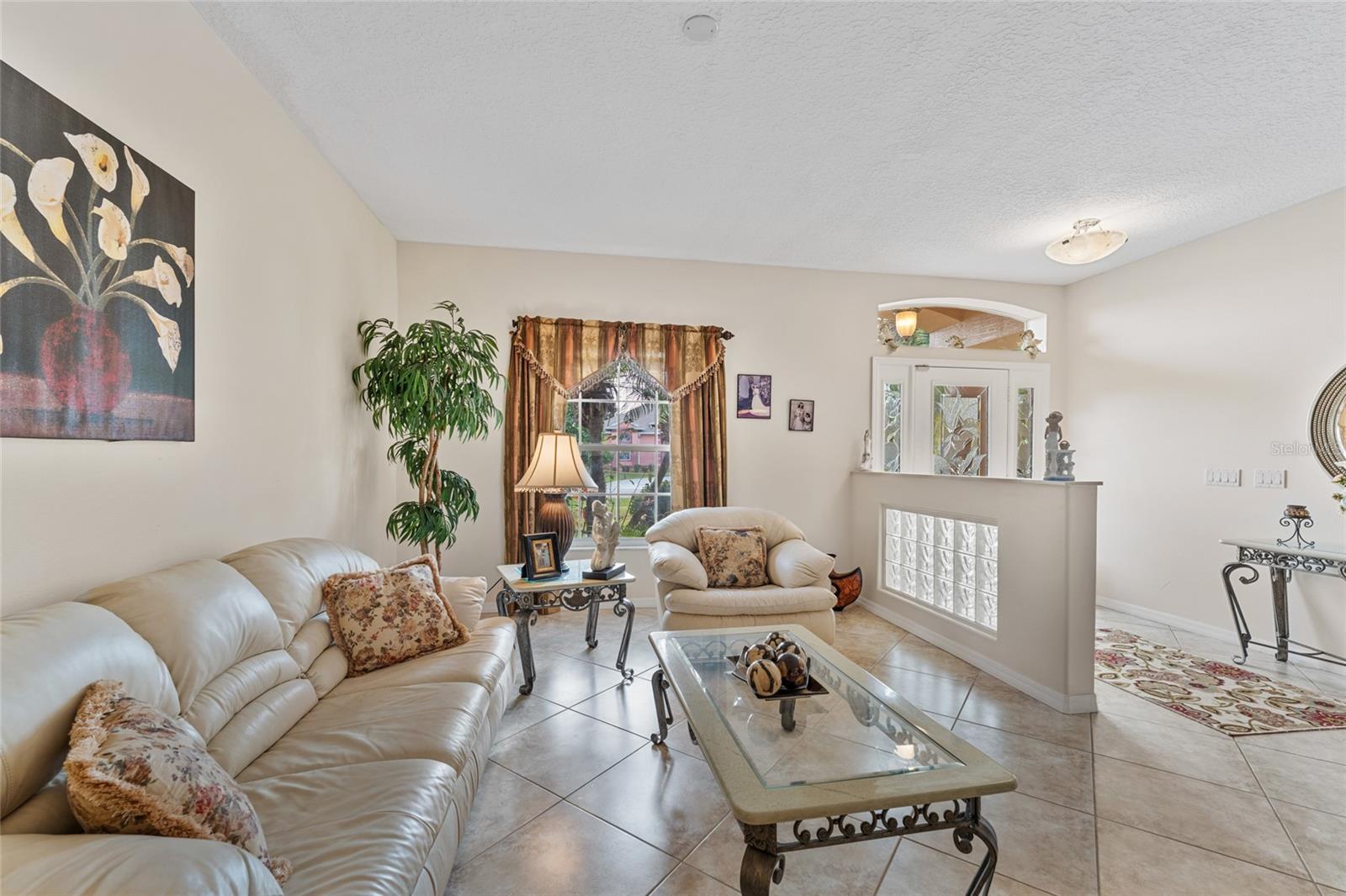 04 FAIRWAYS - Residential