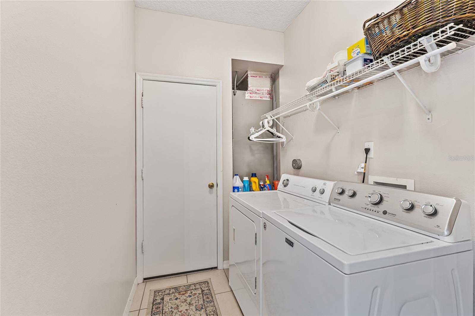 04 FAIRWAYS - Residential