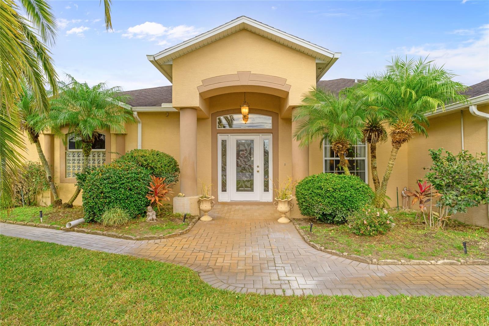 04 FAIRWAYS - Residential