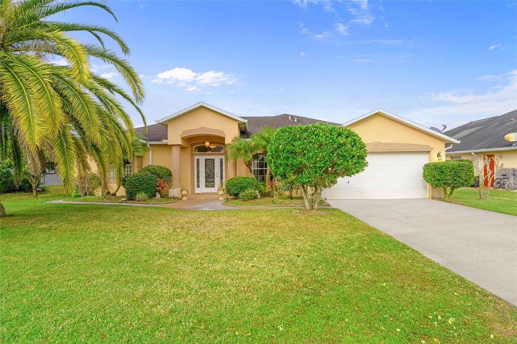 Photo of 16 London Drive, Palm Coast, FL 32137 (MLS # FC314772)