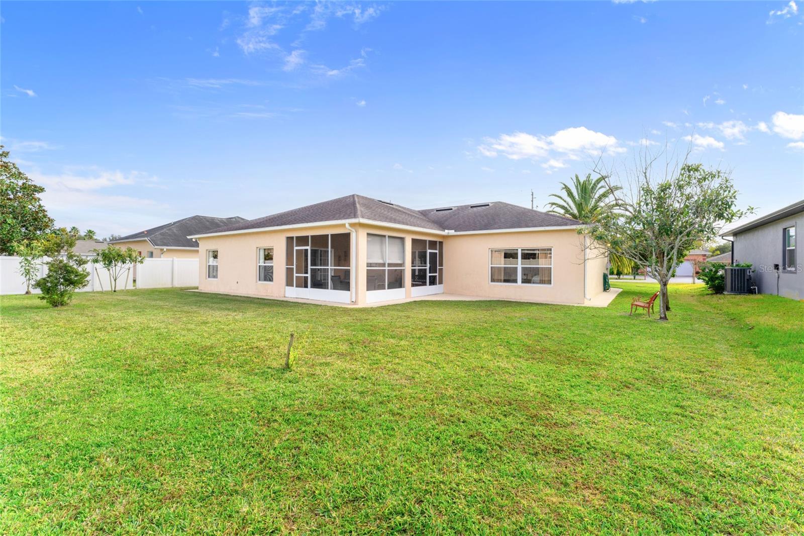 04 FAIRWAYS - Residential