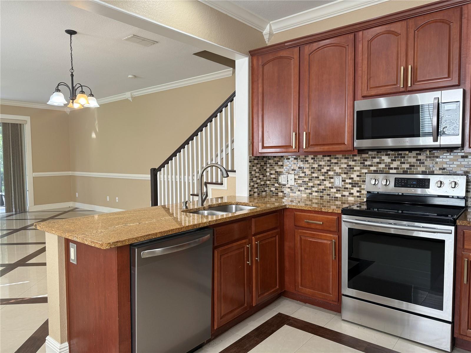 SPRING ISLE - Residential Lease