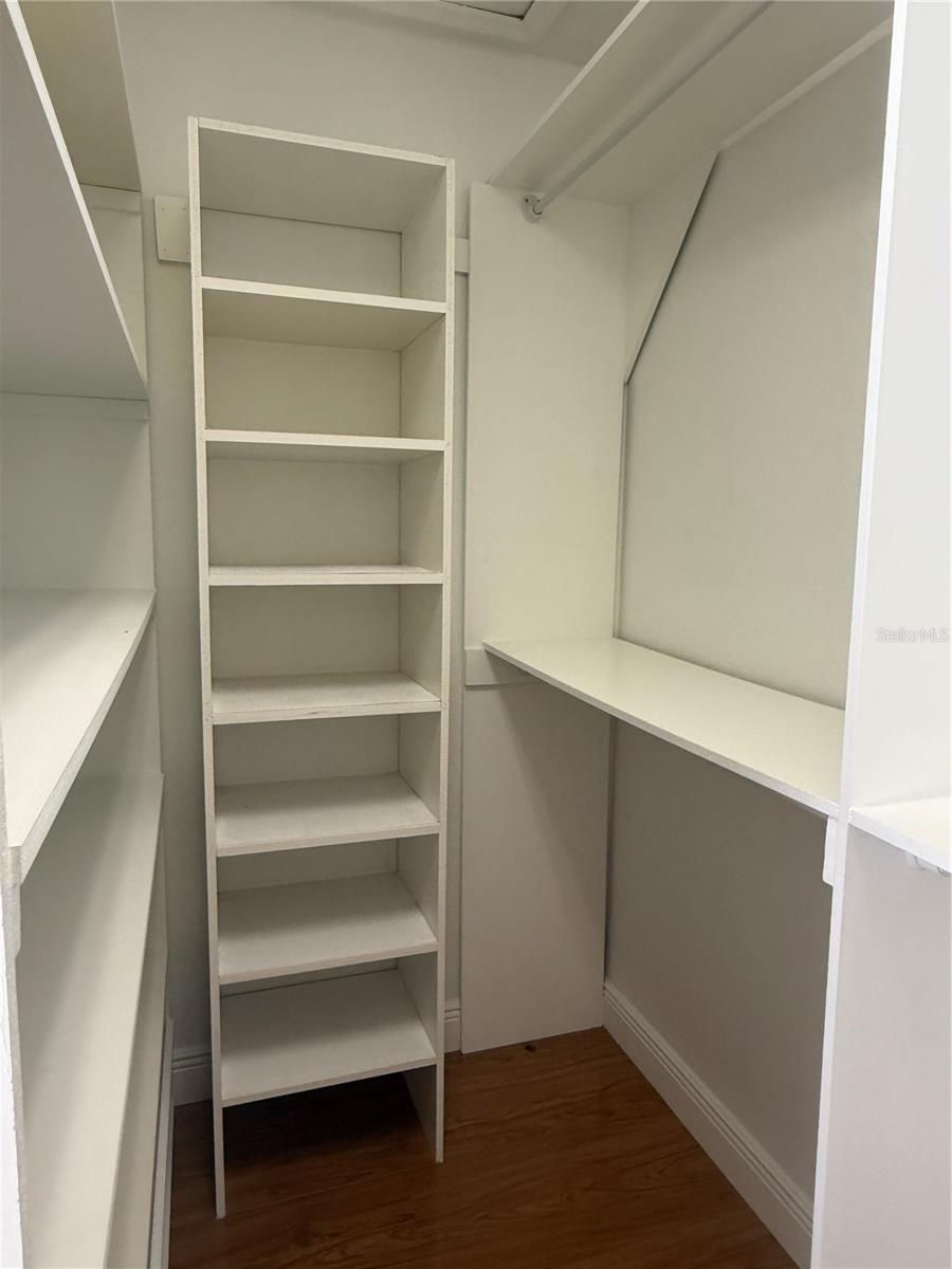 SPRING ISLE - Residential Lease