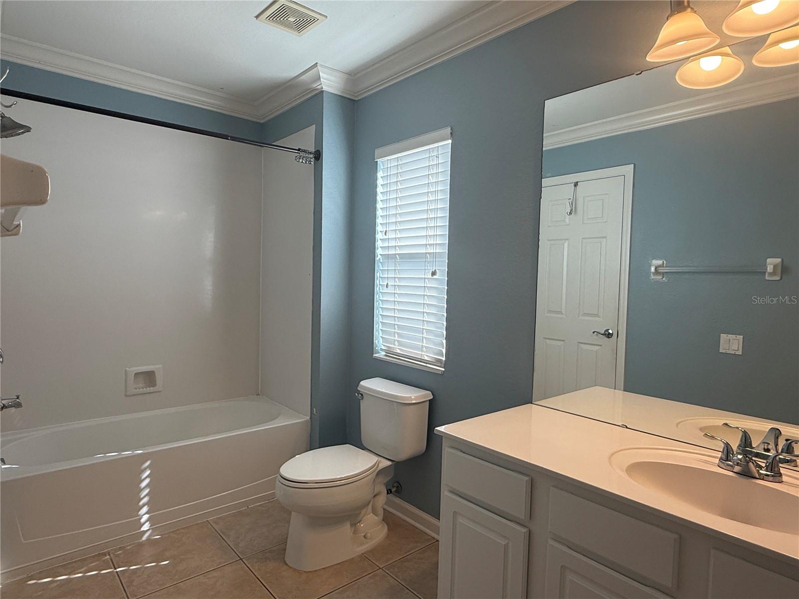 SPRING ISLE - Residential Lease