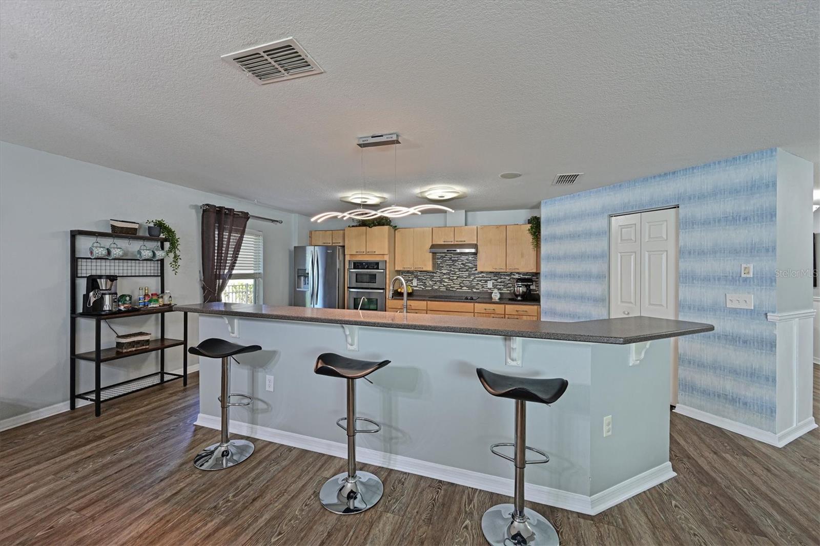 STERLING LAKE - Residential