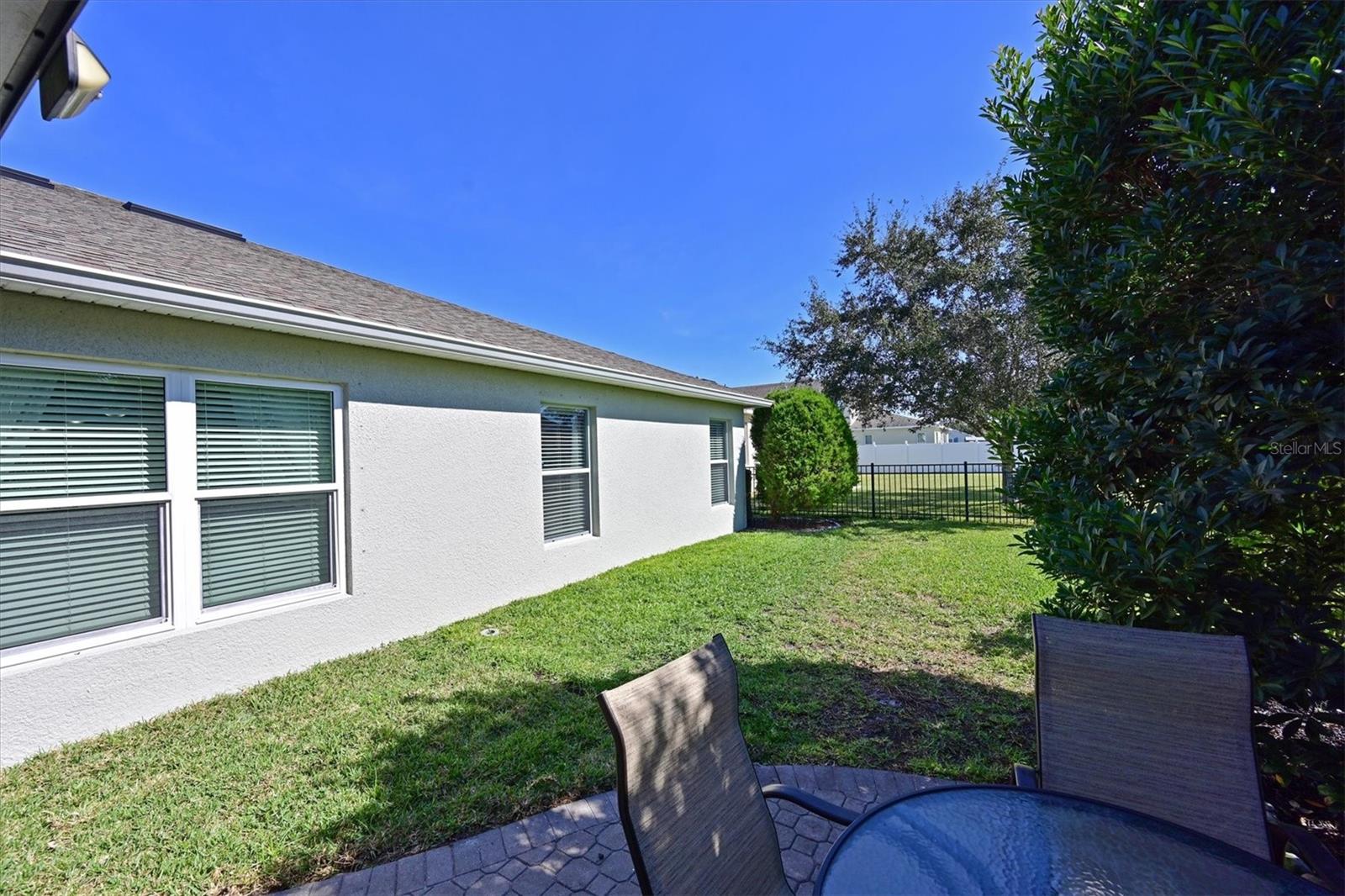 STERLING LAKE - Residential