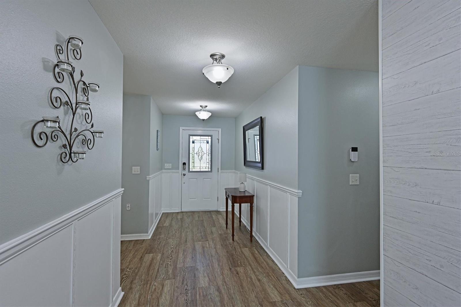 STERLING LAKE - Residential