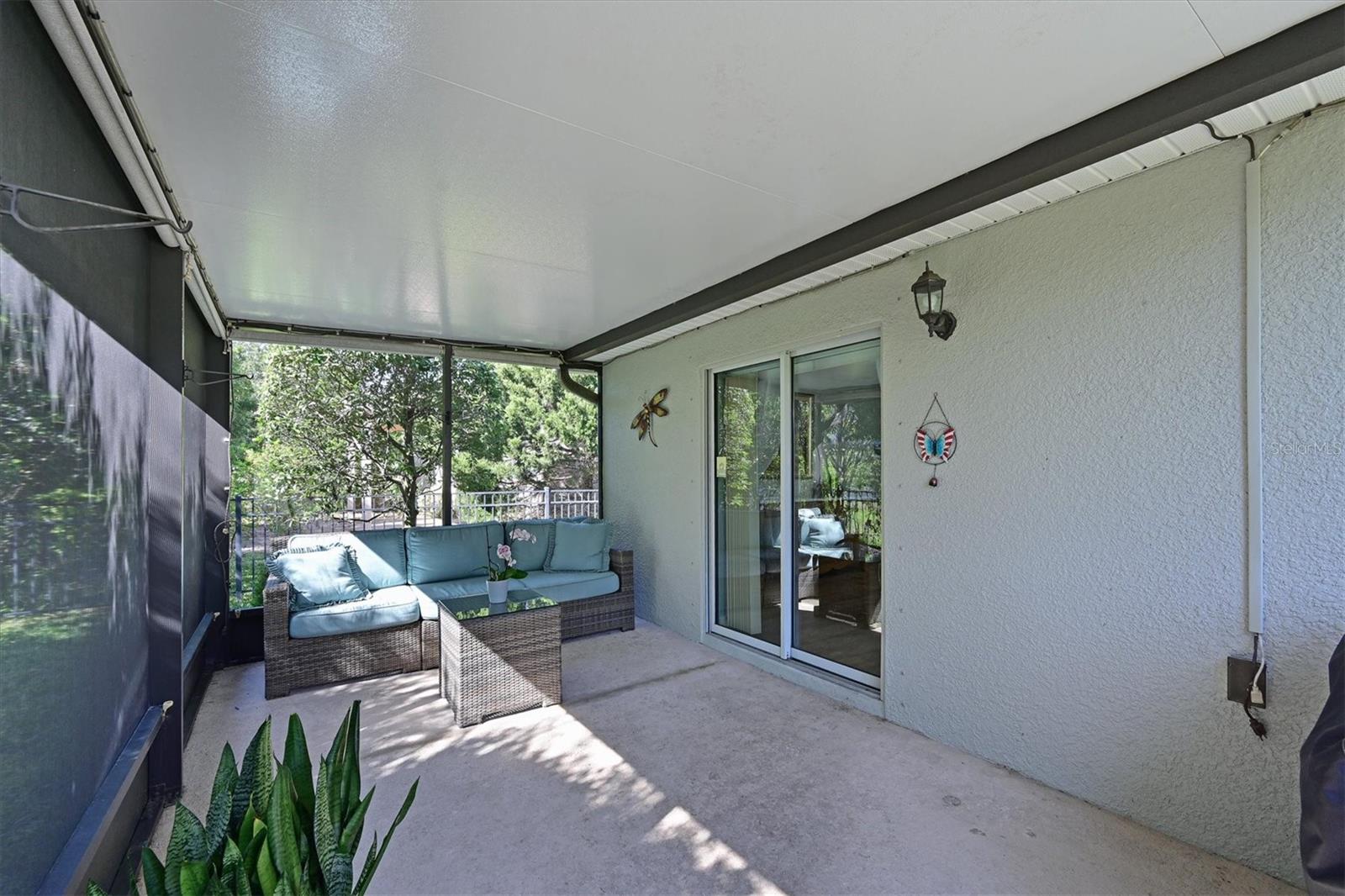 STERLING LAKE - Residential