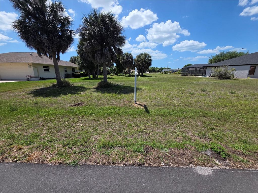 Photo of 5 Clubhouse Road, Rotonda West, FL 33947 (MLS # A4687942)