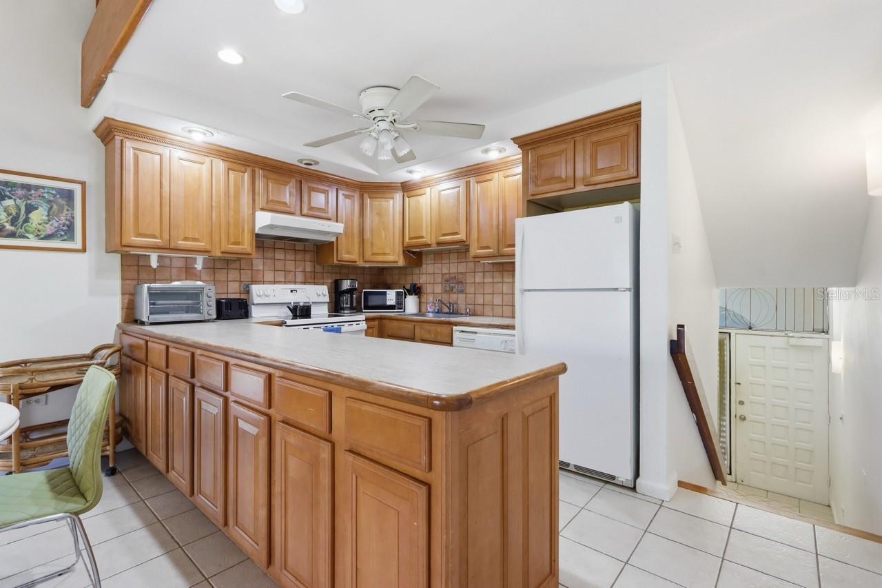 BEACH VILLAGE - Residential