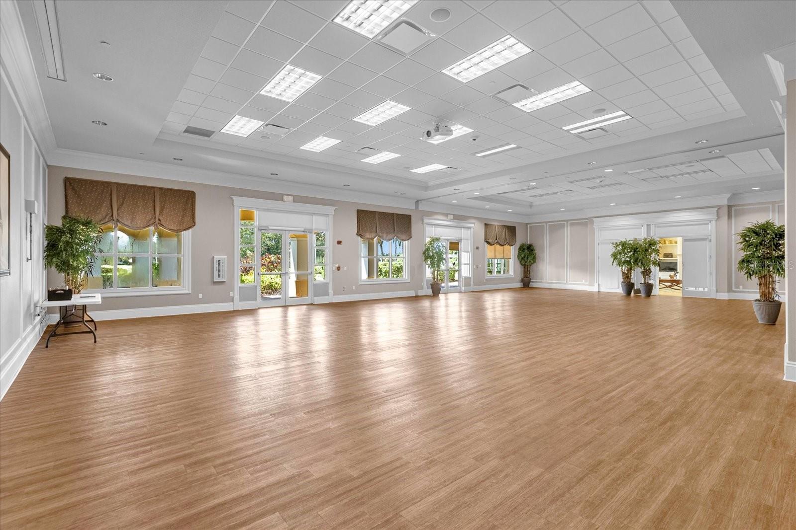 VILLAGEWALK/LK NONAC - Residential Lease