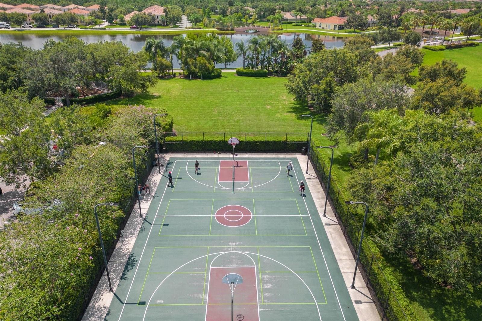 VILLAGEWALK/LK NONAC - Residential Lease