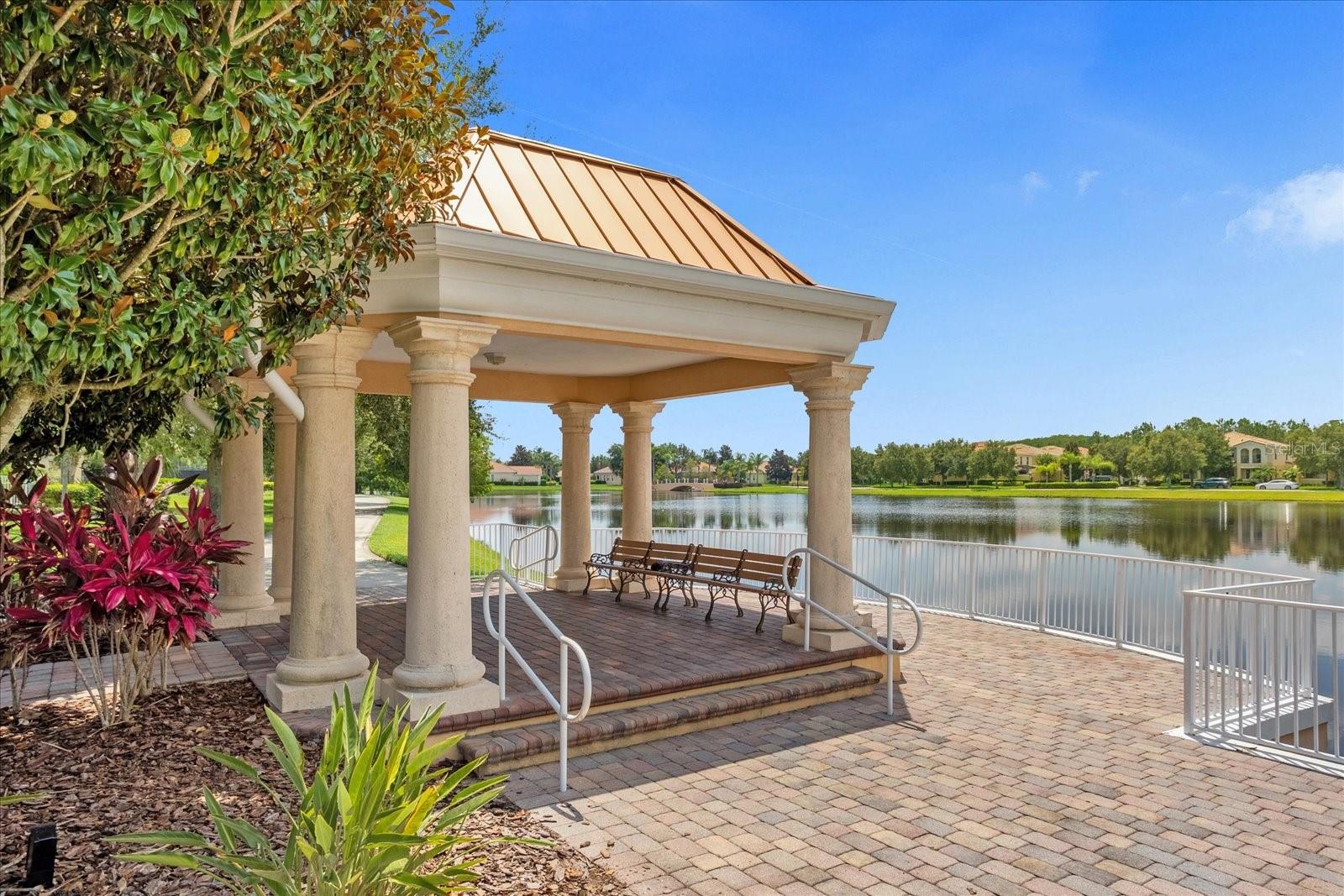 VILLAGEWALK/LK NONAC - Residential Lease