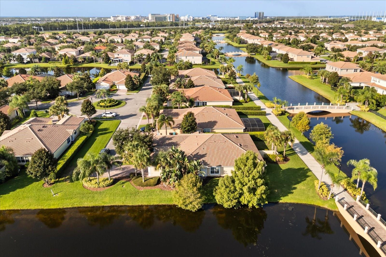 VILLAGEWALK/LK NONAC - Residential Lease