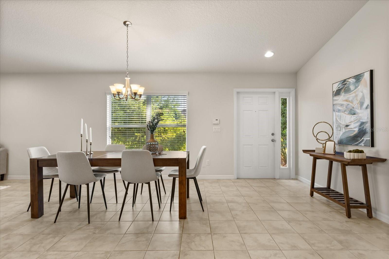 VILLAGEWALK/LK NONAC - Residential Lease