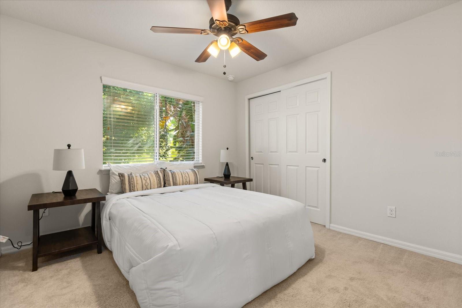 VILLAGEWALK/LK NONAC - Residential Lease