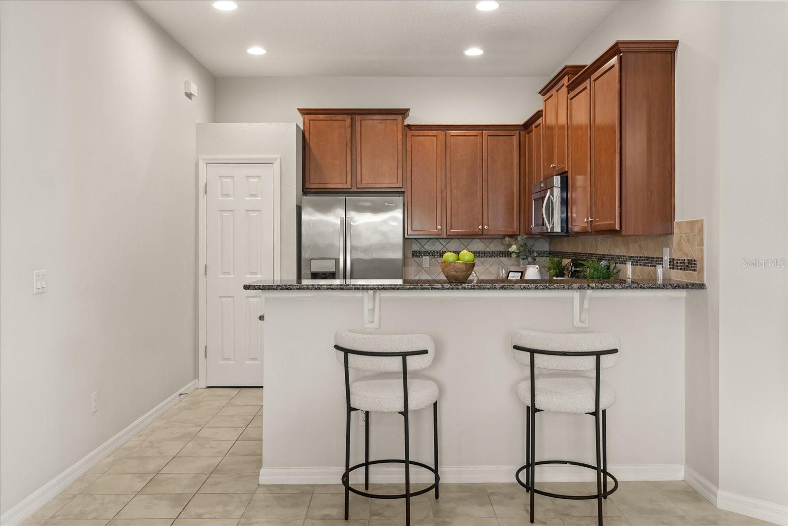 VILLAGEWALK/LK NONAC - Residential Lease