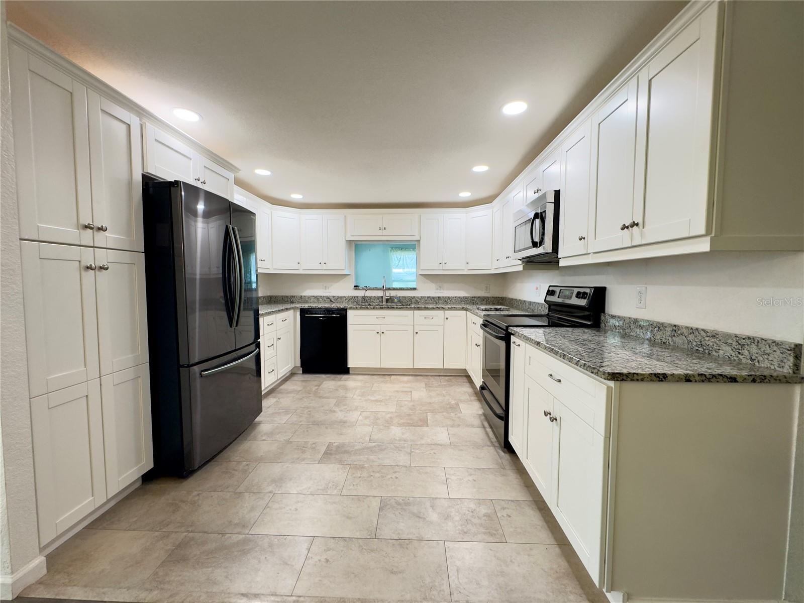 HARBOR COVE - Residential