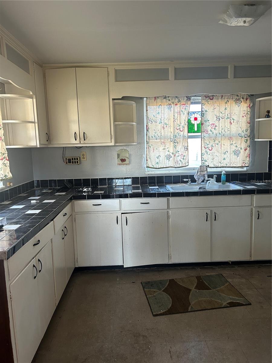 LAWNDALE SUB - Residential