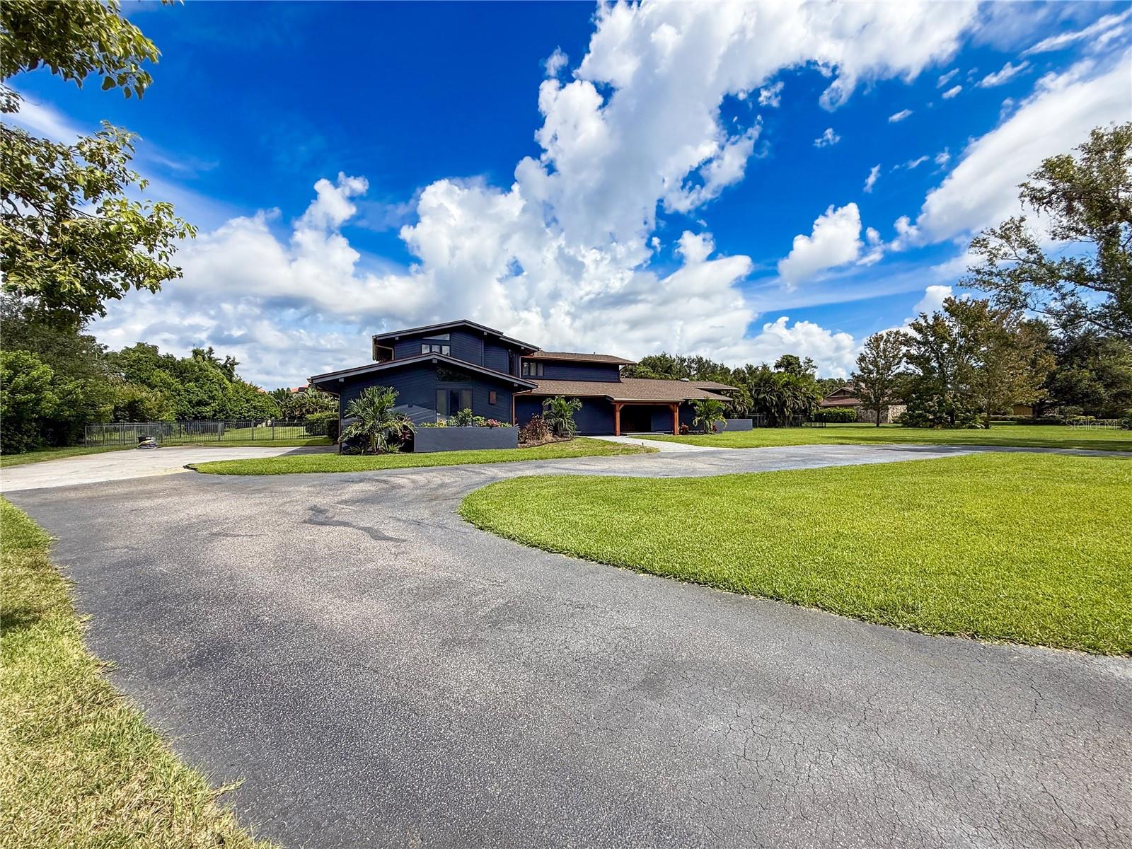 2270 RANCHETTE LANE