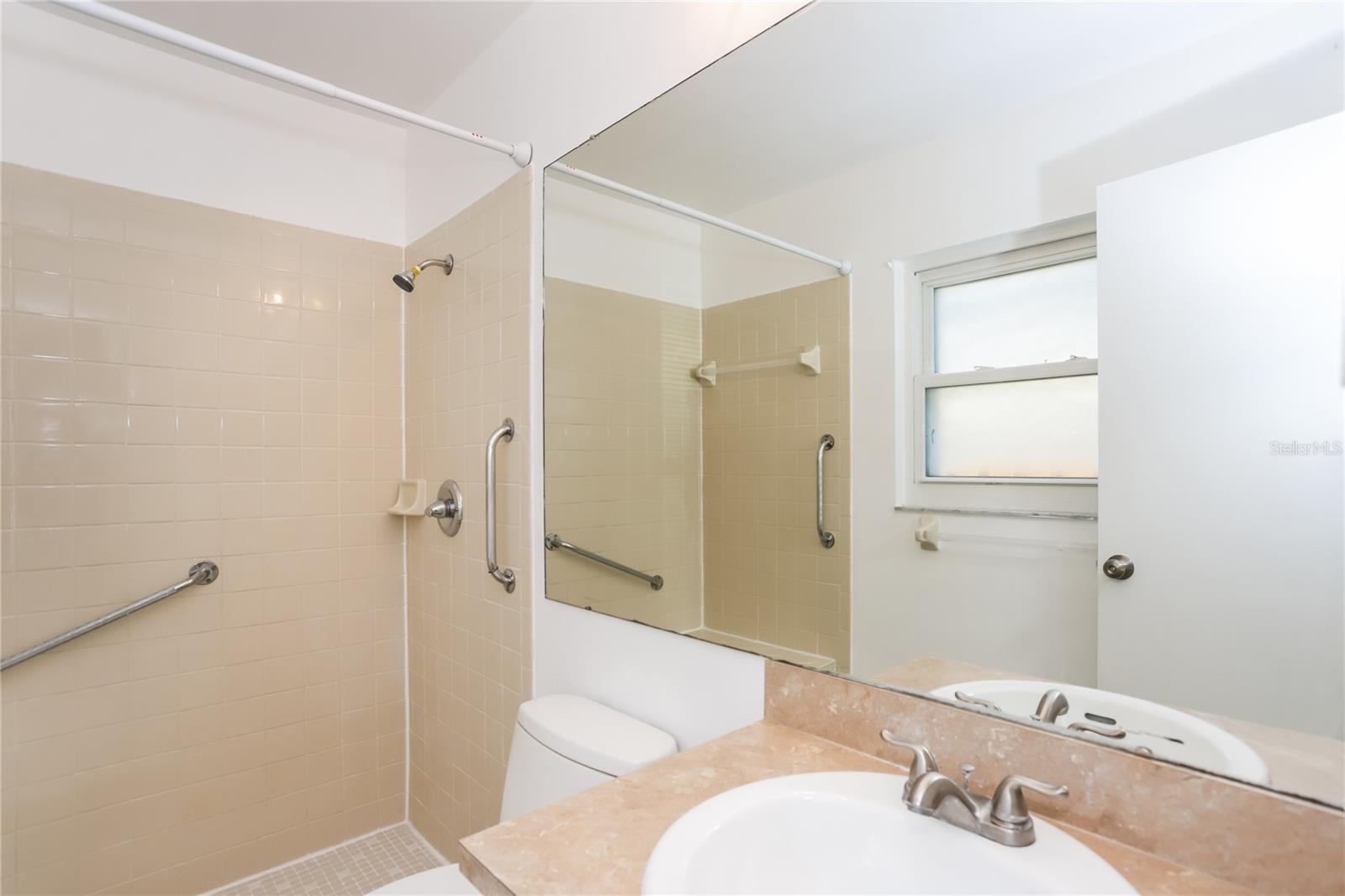 OAKDALE RIVERVIEW ESTATES UN 2 - Residential