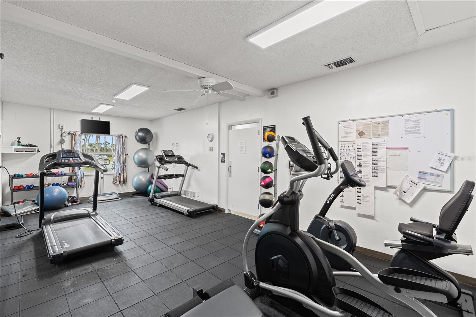 KINGS GATE SEC I - Residential