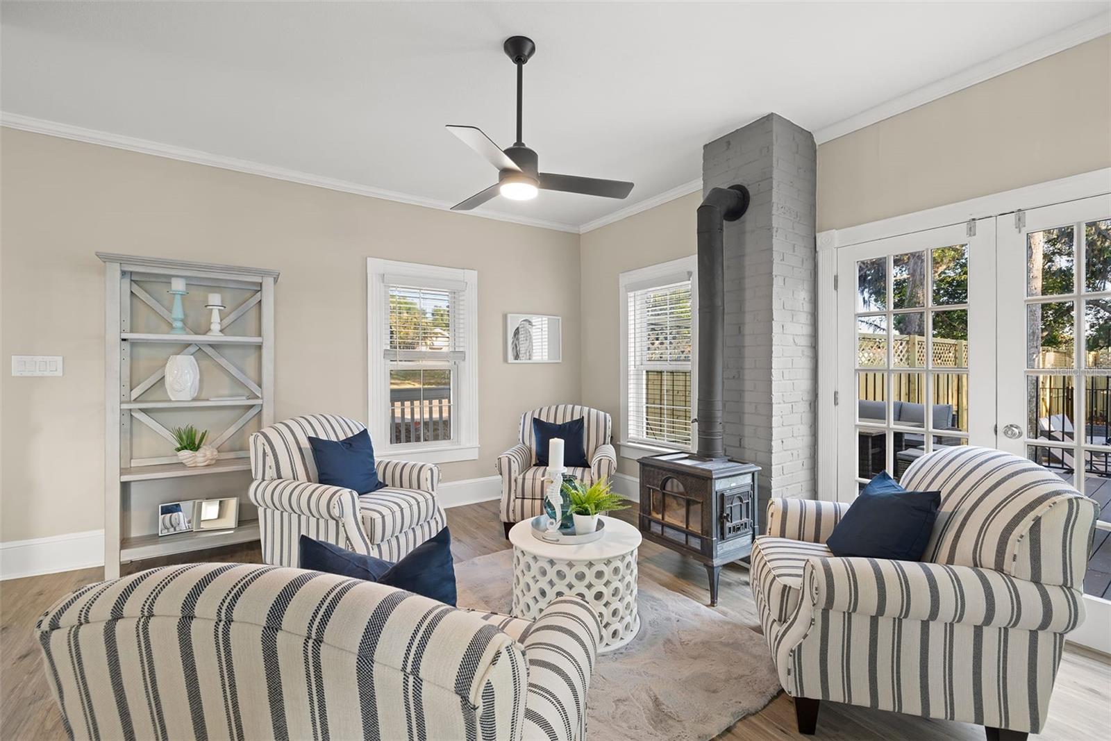 SUTHERLAND TOWN OF - Residential