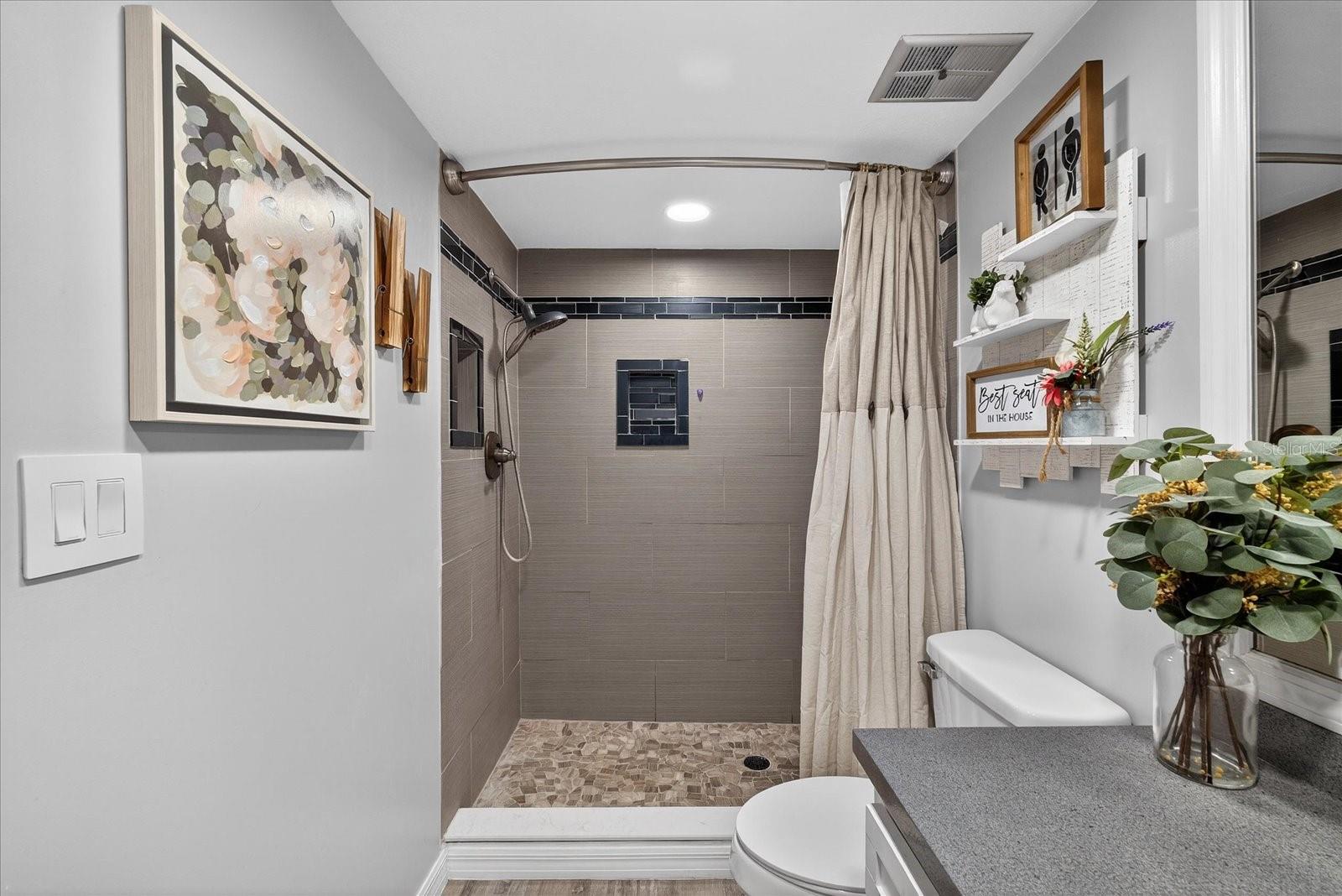 SEVEN SPRINGS VILLAS GOLF AND COUNTRY CLUB - Residential