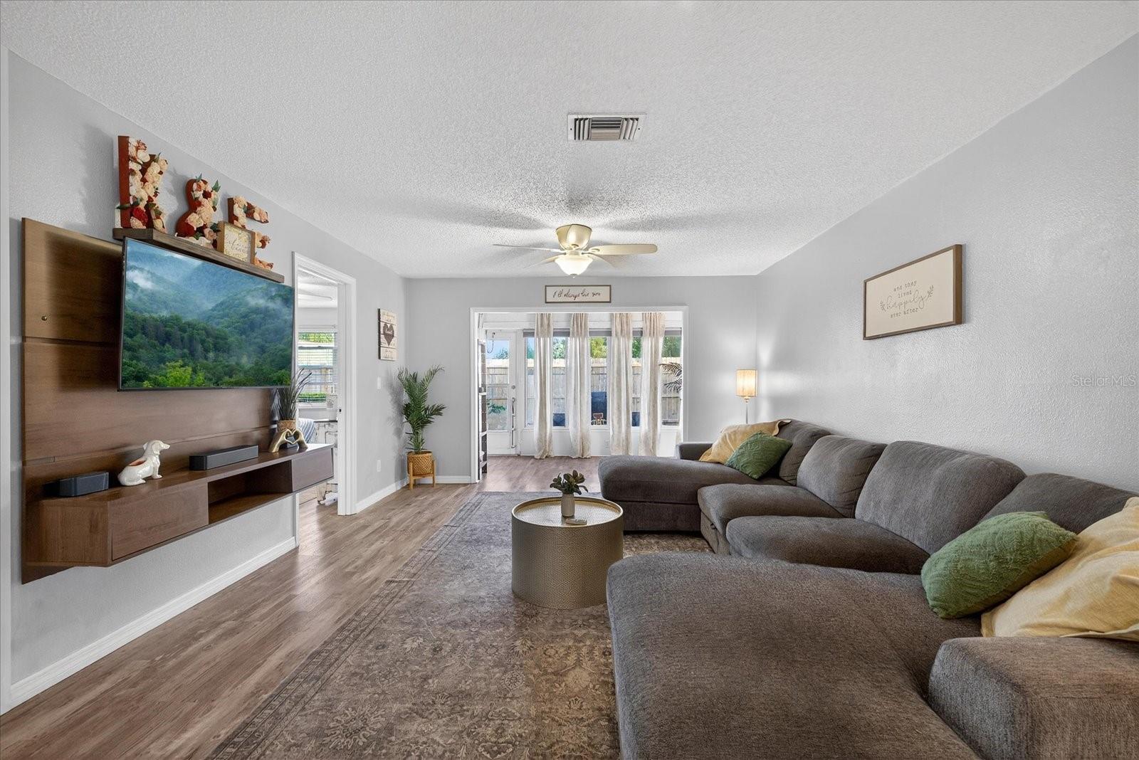 SEVEN SPRINGS VILLAS GOLF AND COUNTRY CLUB - Residential