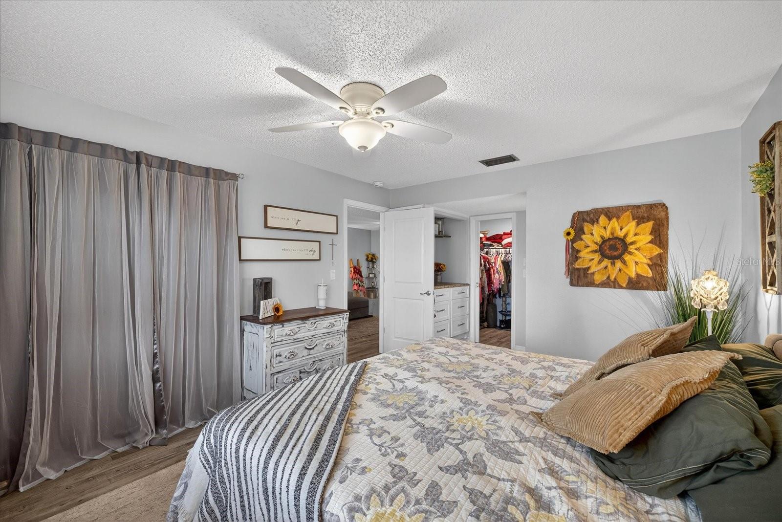 SEVEN SPRINGS VILLAS GOLF AND COUNTRY CLUB - Residential