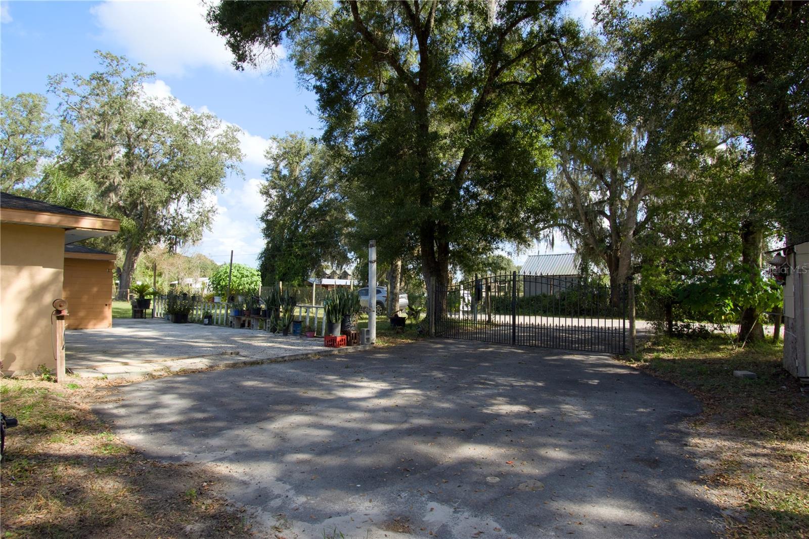 BUSHNELL HLNDS - Residential