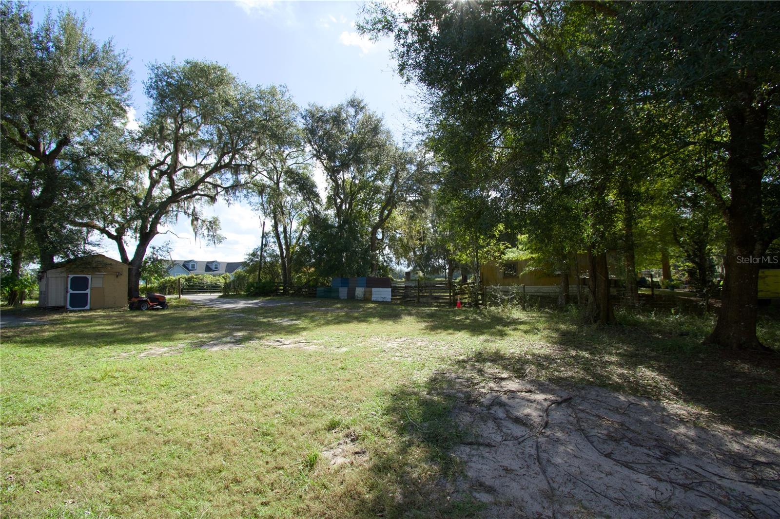 BUSHNELL HLNDS - Residential