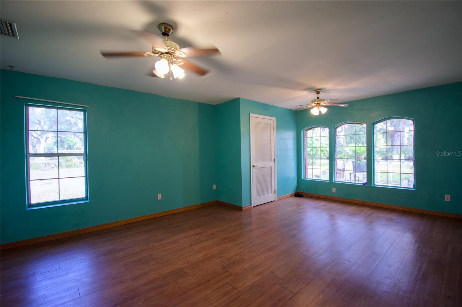 BUSHNELL HLNDS - Residential