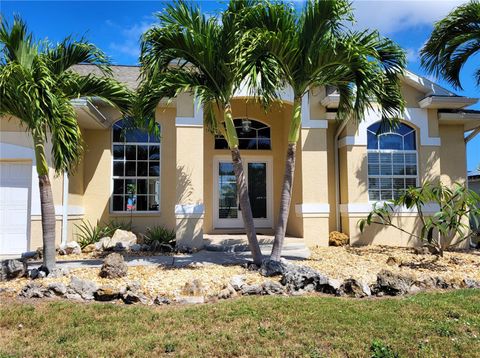 A home in PORT CHARLOTTE