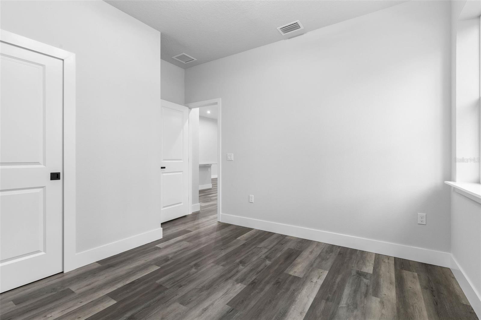 LEHIGH WOODS - Residential Income