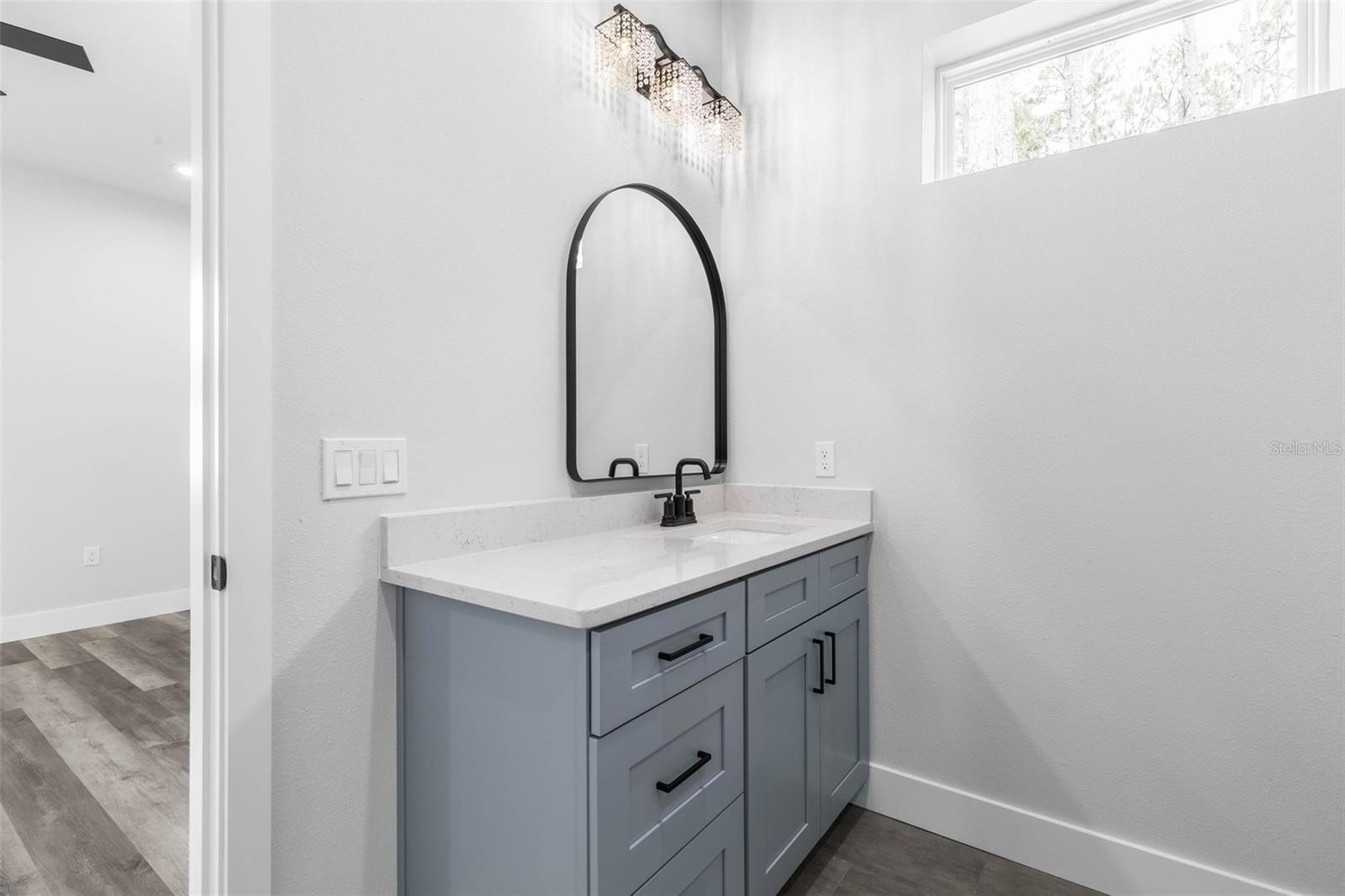 LEHIGH WOODS - Residential Income