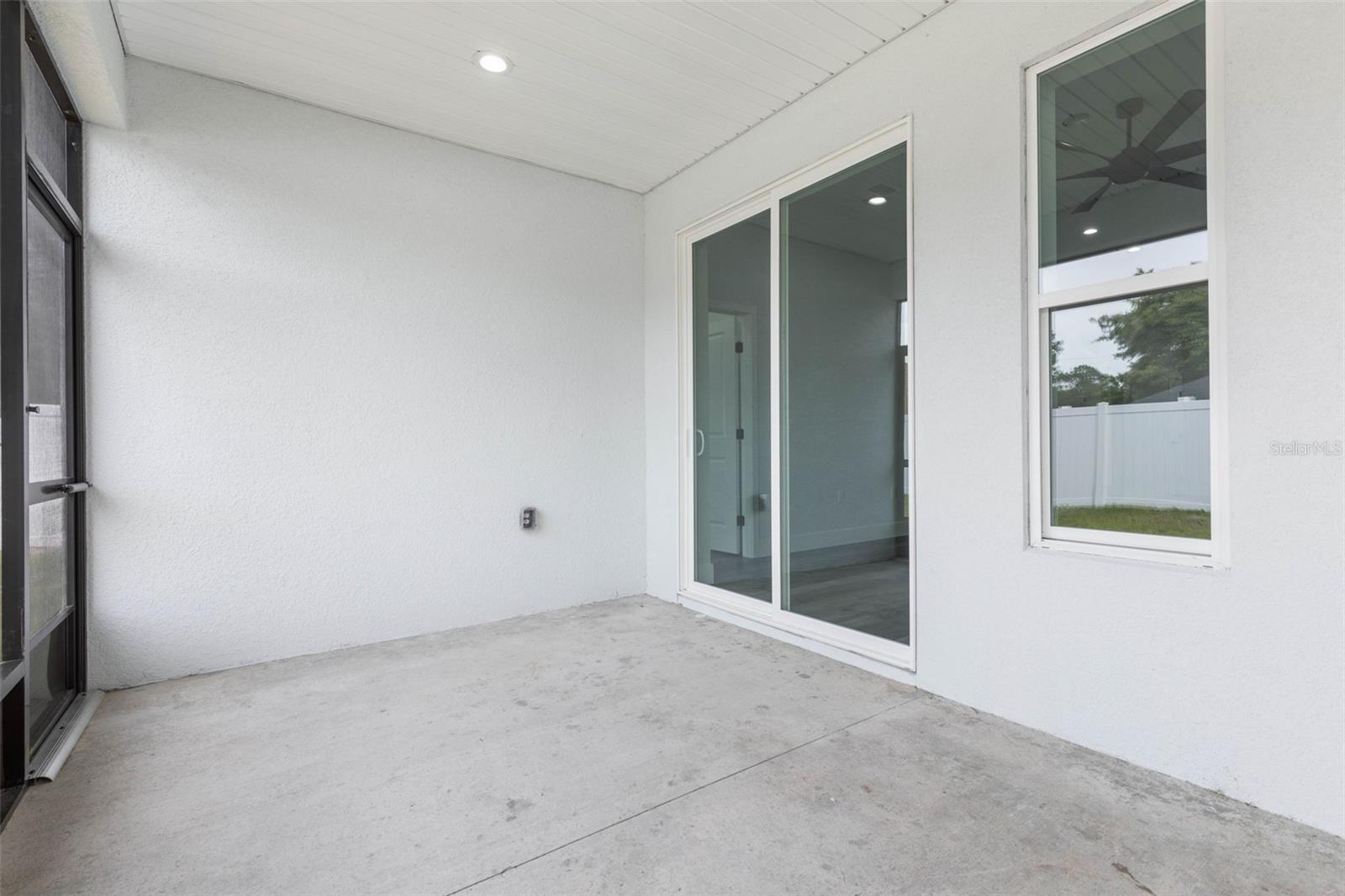 LEHIGH WOODS - Residential Income