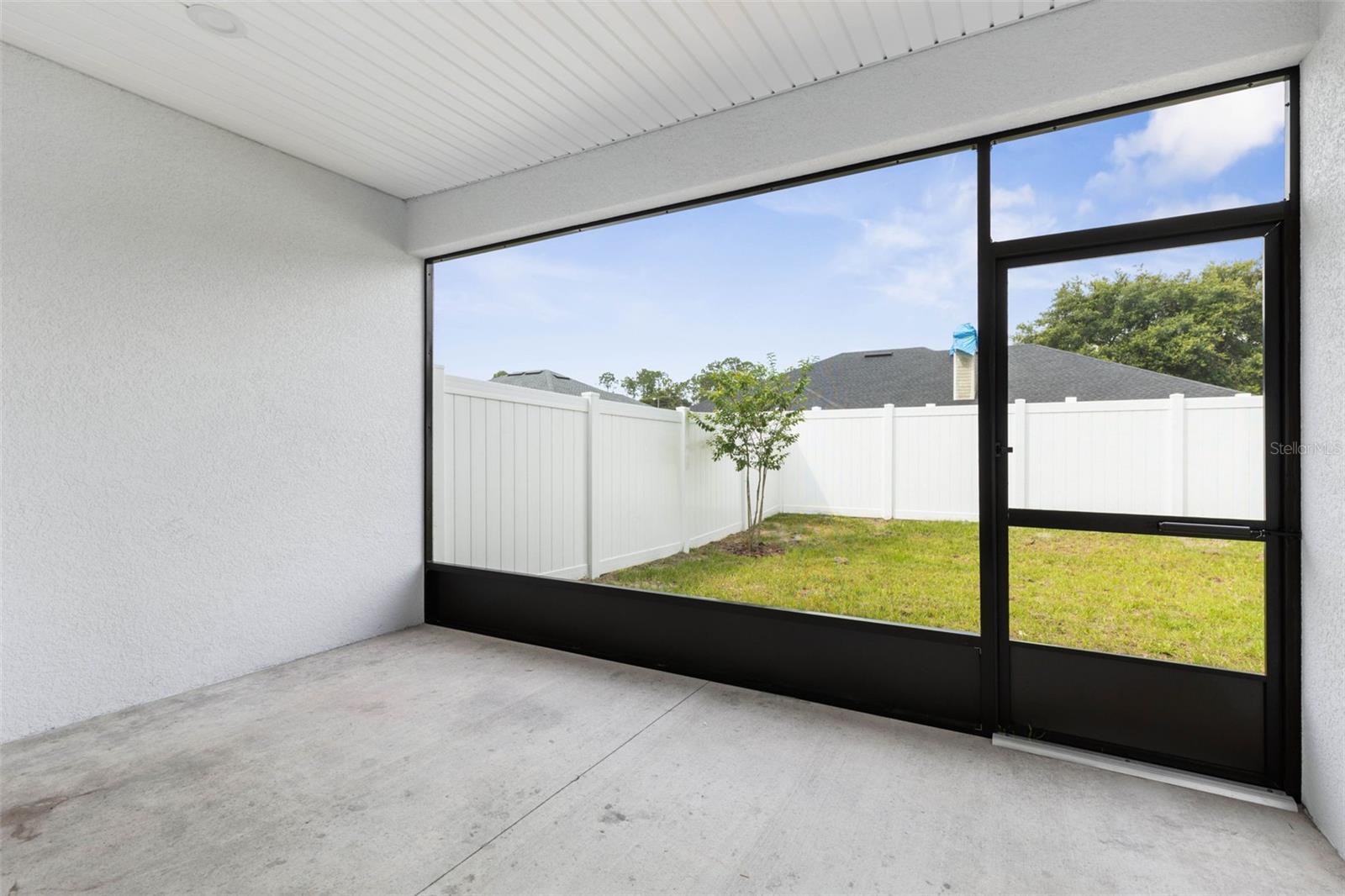 LEHIGH WOODS - Residential Income