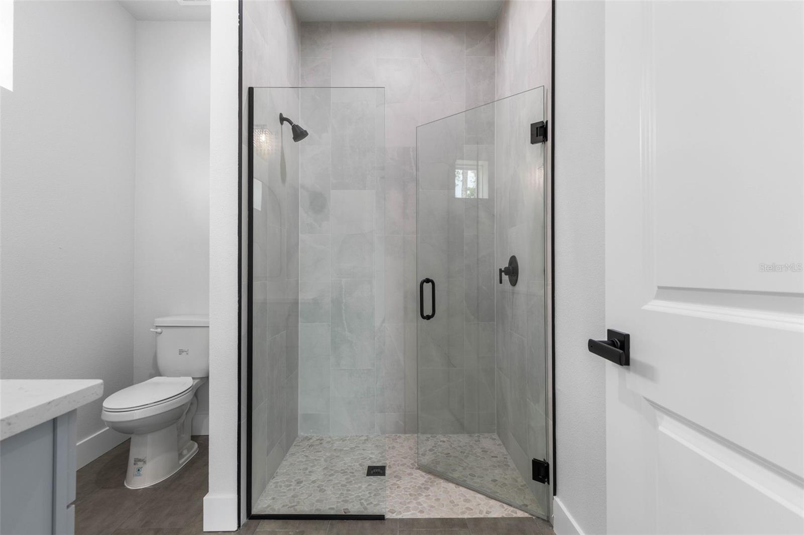 LEHIGH WOODS - Residential Income