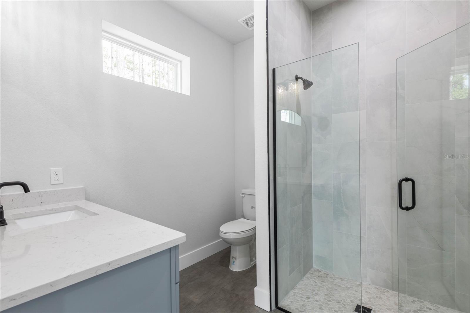 LEHIGH WOODS - Residential Income