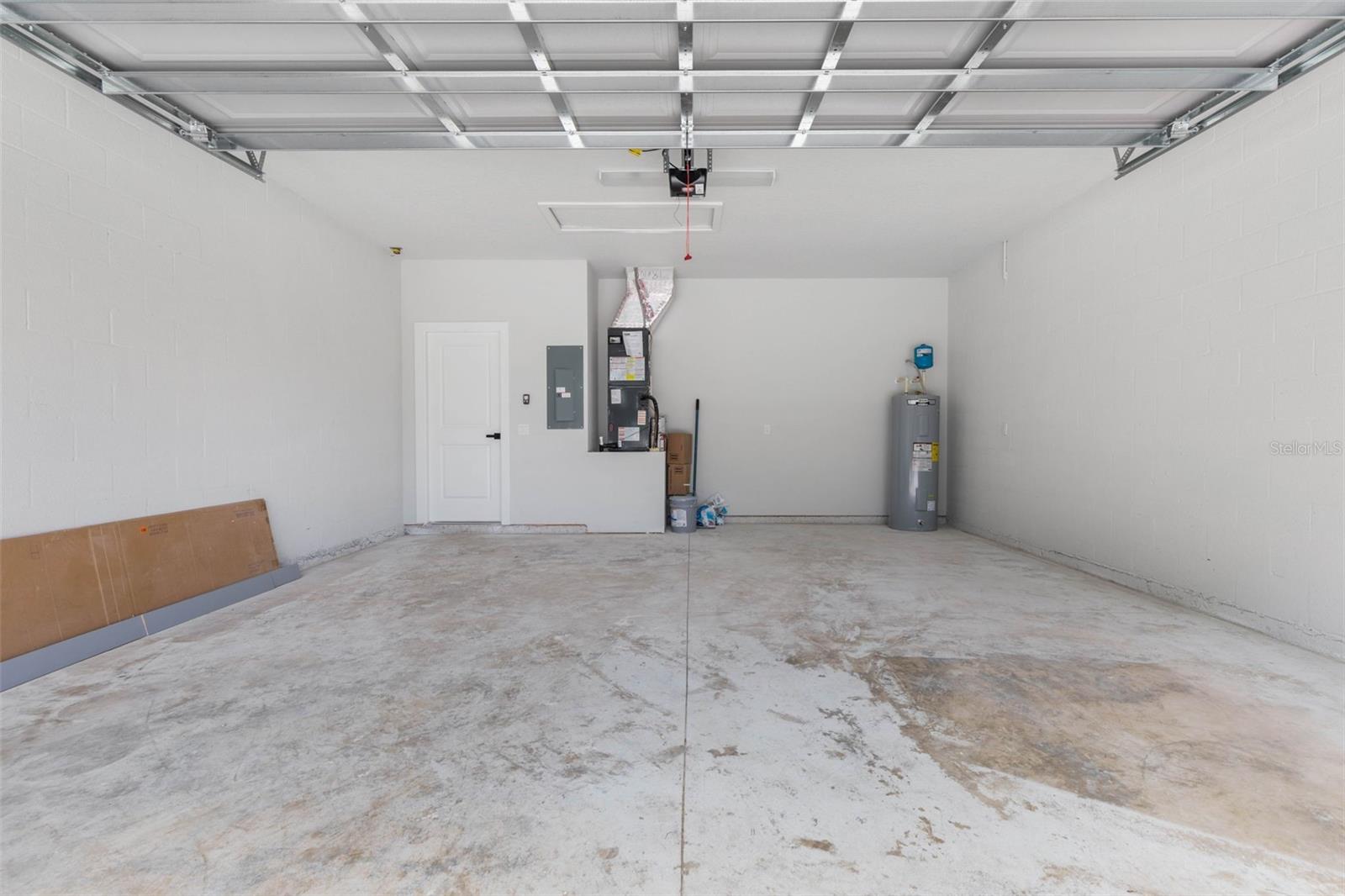 LEHIGH WOODS - Residential Income