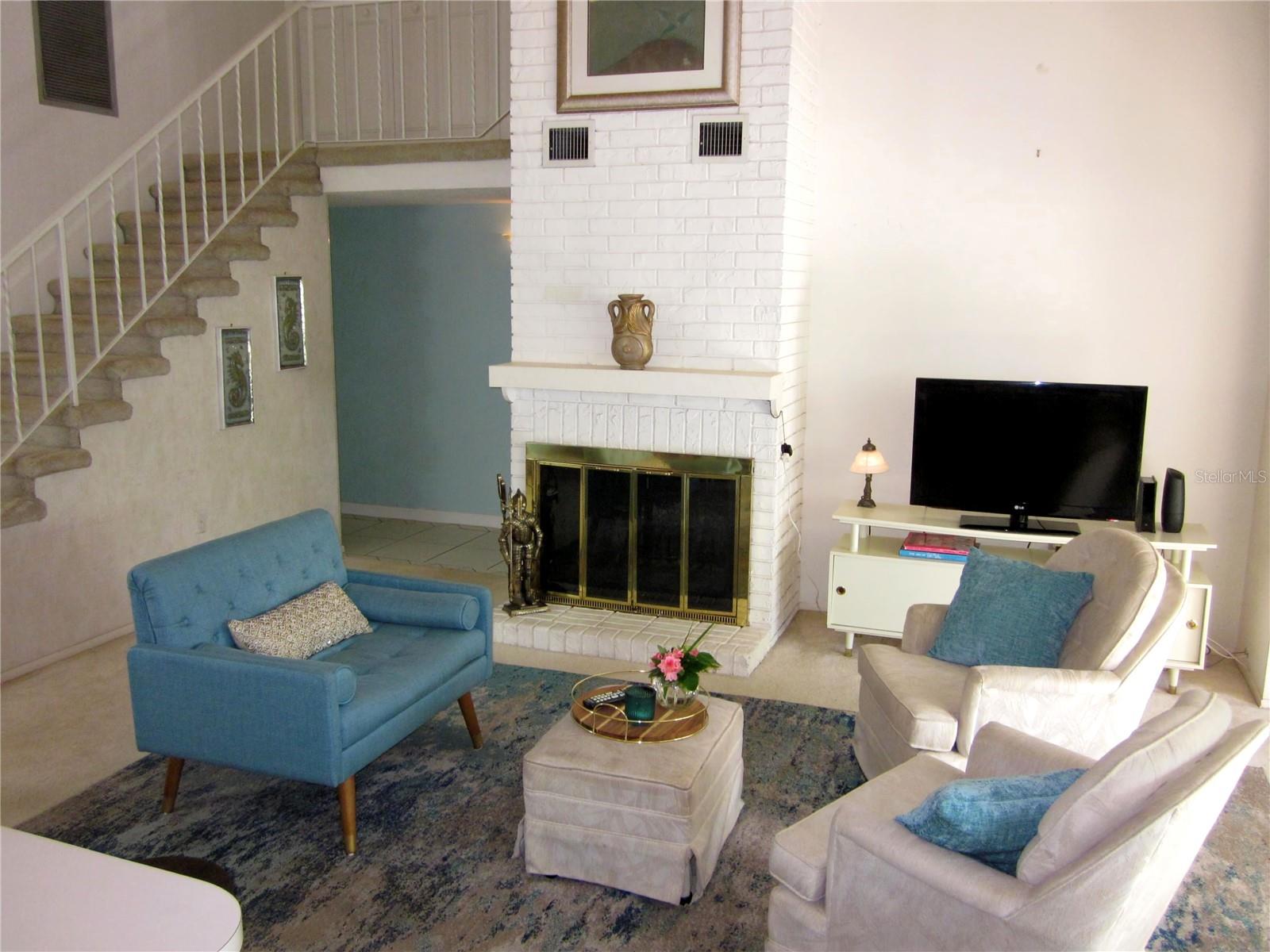 RAINTREE VILLAGE CONDO - Residential