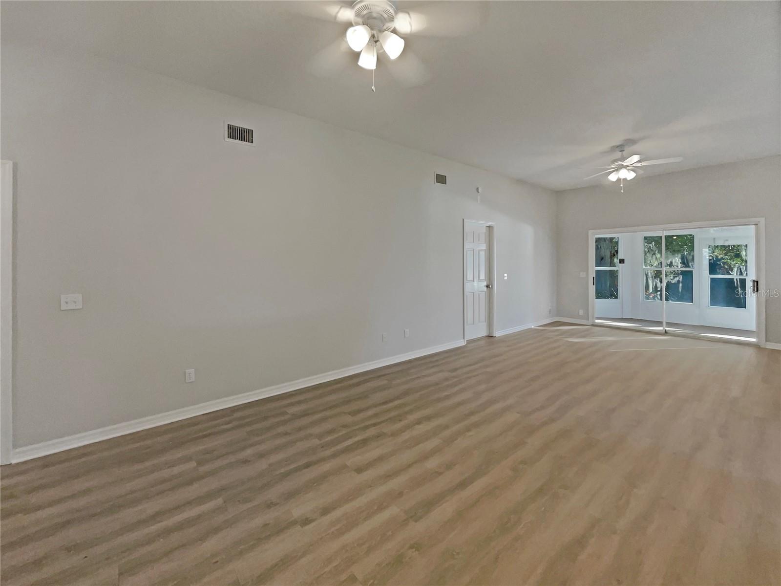 TAVARES BAYTREE PH 01 - Residential