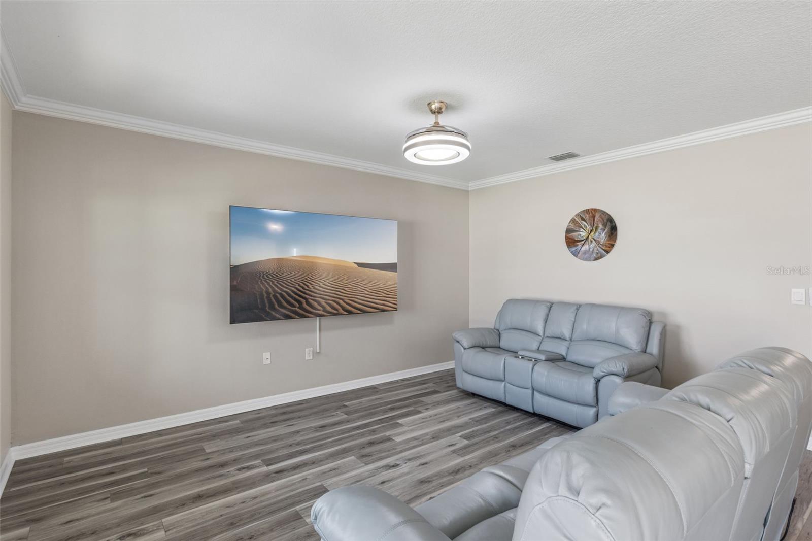 EDEN HILLS - Residential